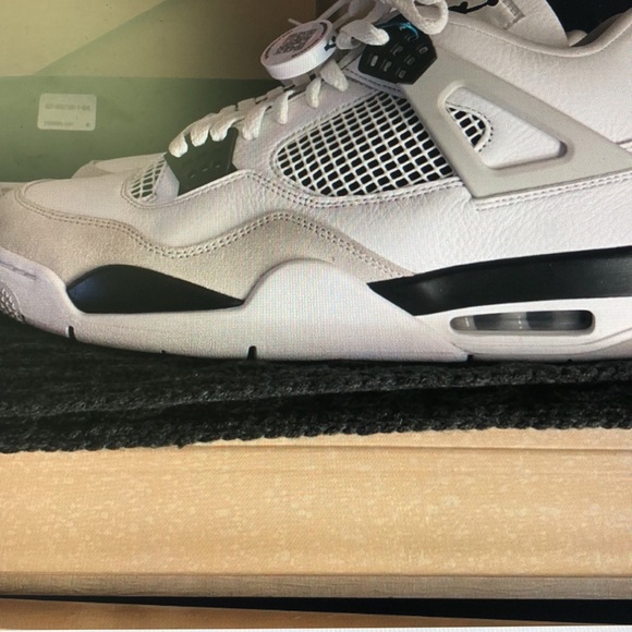 Air Jordan 4 Retro \'Military Black main image 5